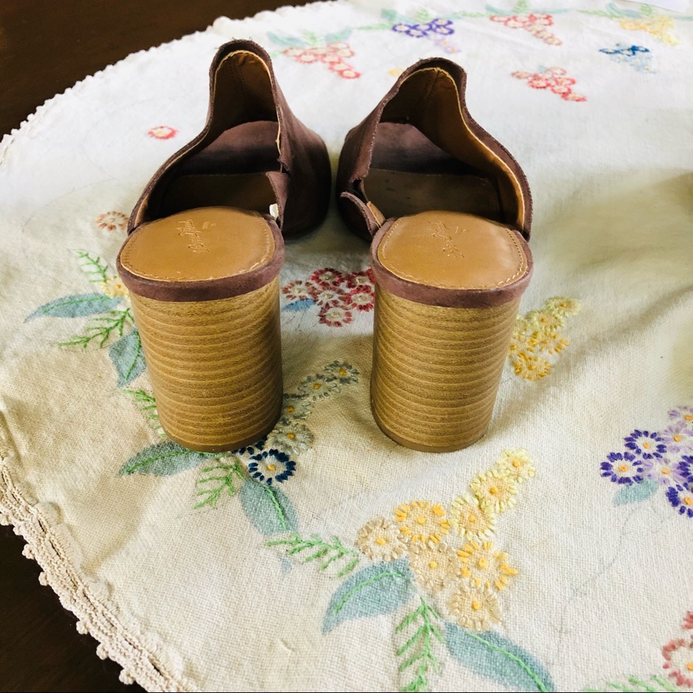 Universal Thread Taupe Open Toe Mule. Chunky Heel. Size 9.5 - Picture 6 of 7